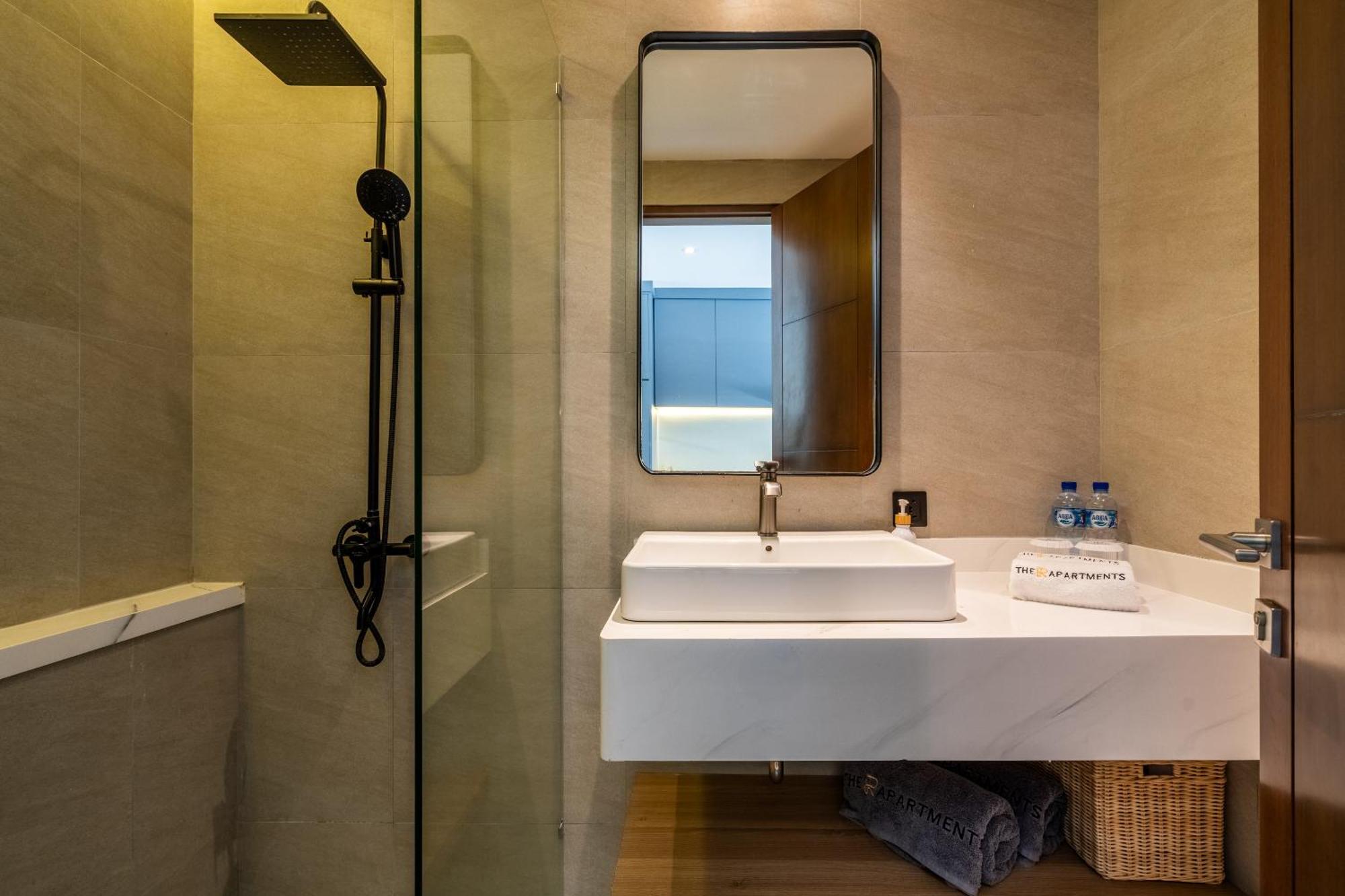 The R Apartments Pererenan Canggu  Bagian luar foto